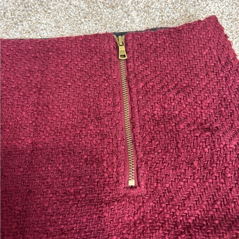 Ann Taylor LOFT Burgundy Maroon Skirt Size 2 Lined Zippers Front - Picture 13 of 13